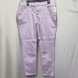 Women's NWT Plus Colored Jeans Size 14